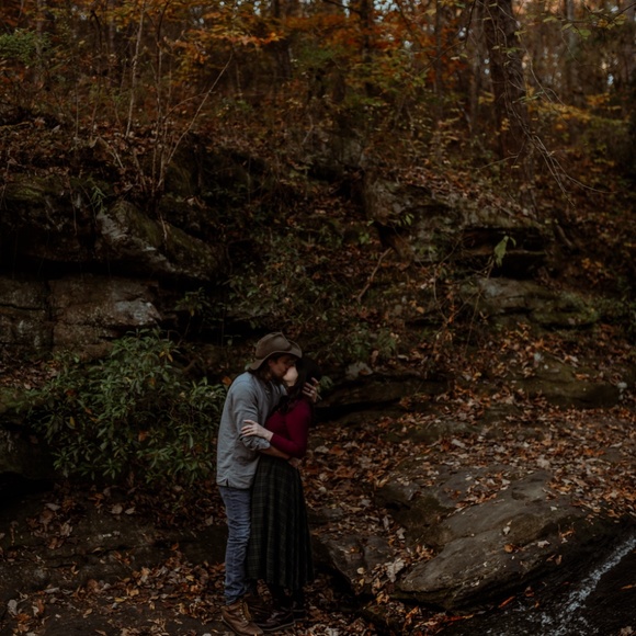 Meet your Posher, Erin - Picture 3 of 5